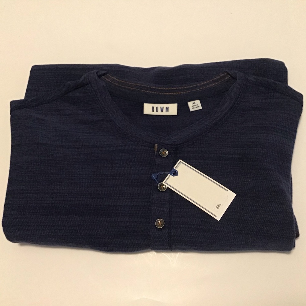 Shirt XL Navy Marled  Color Henly NWT ROWM